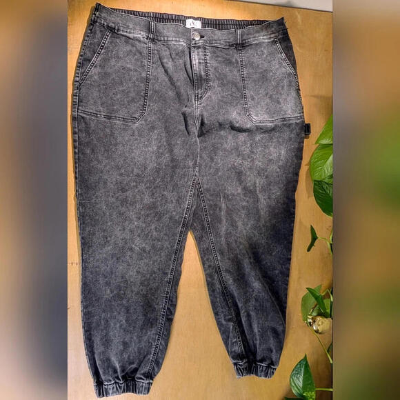 🖤 Acid Wash Style Jogger Jeans, Size 2X - Picture 1 of 6
